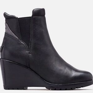 Sorel After Hours Chelsea Black Leather Wedge Boots
